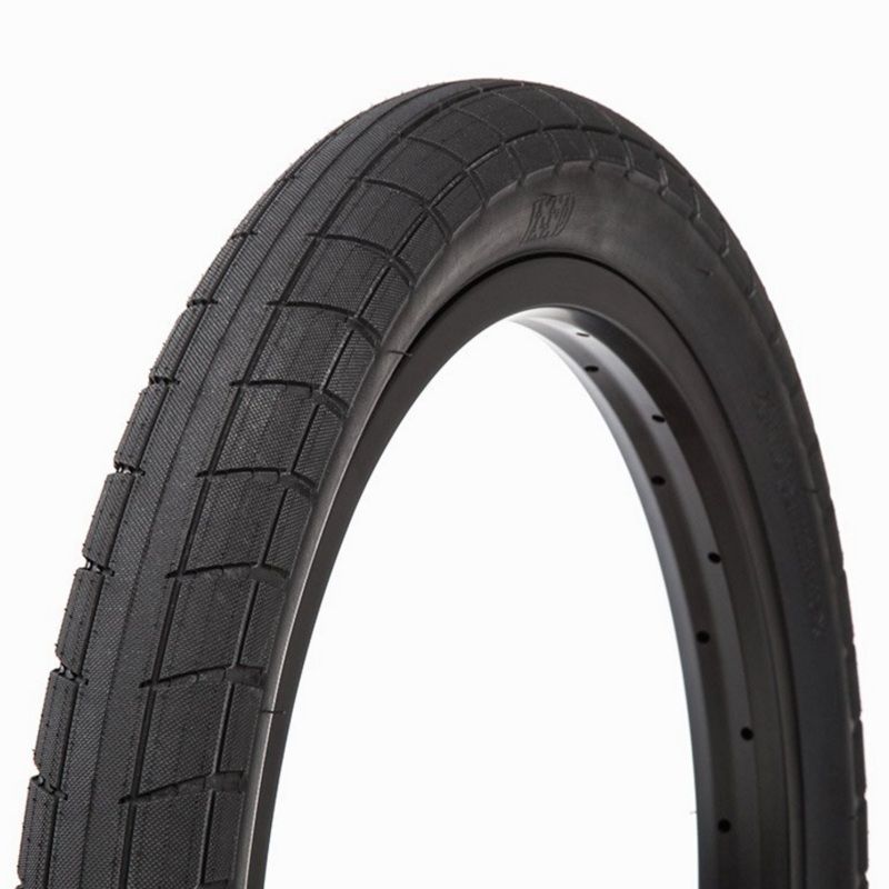 BSD Donnasqueak Tire Black 20 x 2.40″