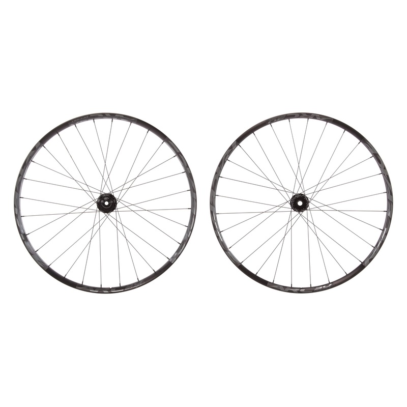 Race Face ARC 30 Offset Aluminum Tubeless 29″ Wheelset