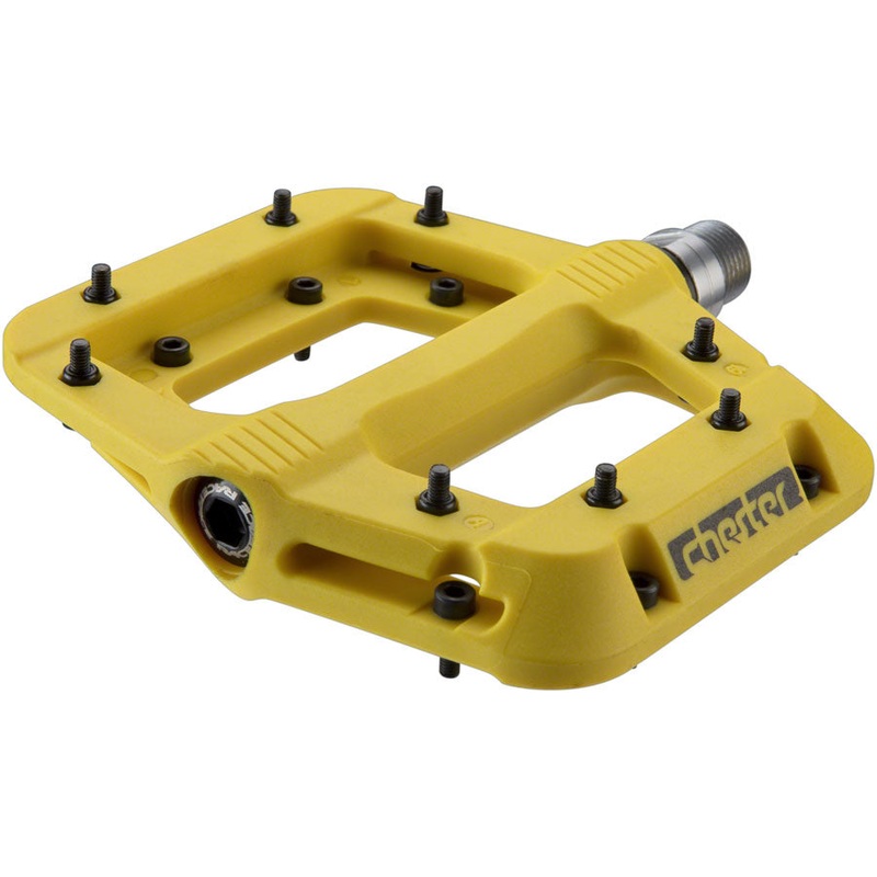 RaceFace Chester Pedals – Platform, Composite, 9/16″,Yellow, Replaceable Pins