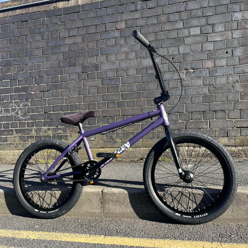 Sunday Darkwave FC Bike 21″ RHD Raiford Matte Midnight Purple Matte Midnight Purple 21 RHD