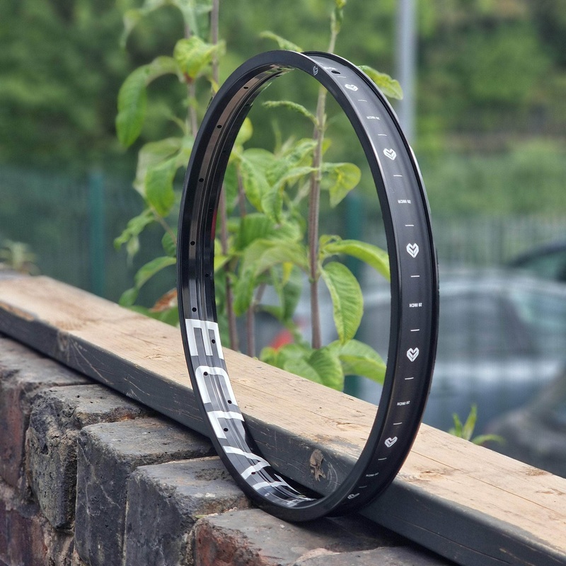 Eclat Trippin Rim Black 20 Inch