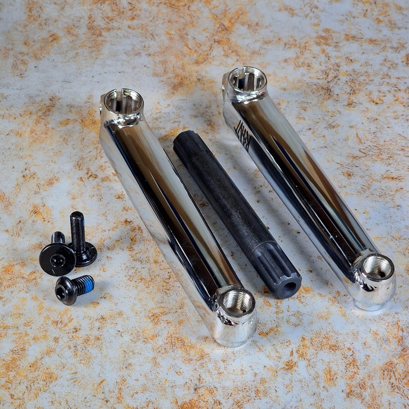 Rant Bangin’ 8 Cranks Gloss Black 165mm