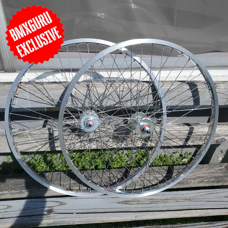 26″ Sun Rhyno Lite 48H Wheelset – Pair – Sealed High Flange – Polished