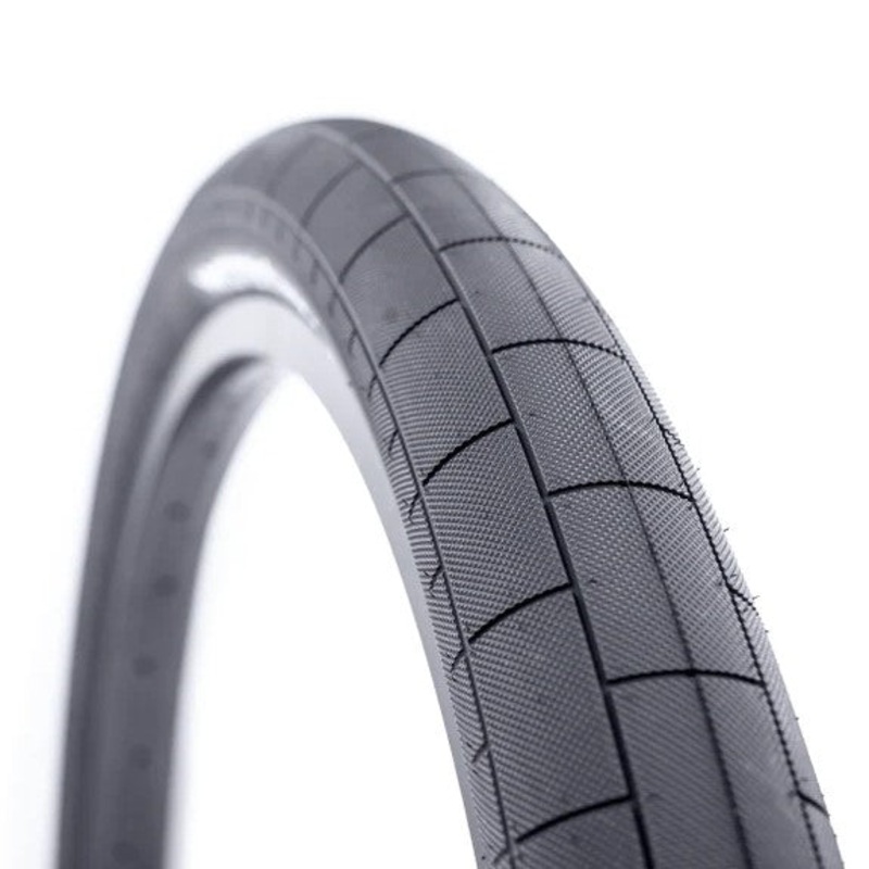 Demolition Momentum II 26″ Tire Black – 26″ x 2.4″