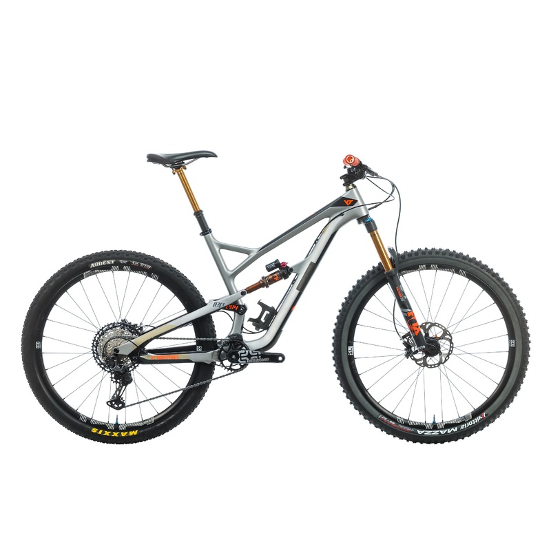 YT Jeffsy 29 CF Pro Race Mountain Bike – 2018, Large